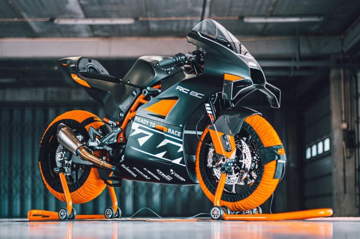 KTM RC 8C