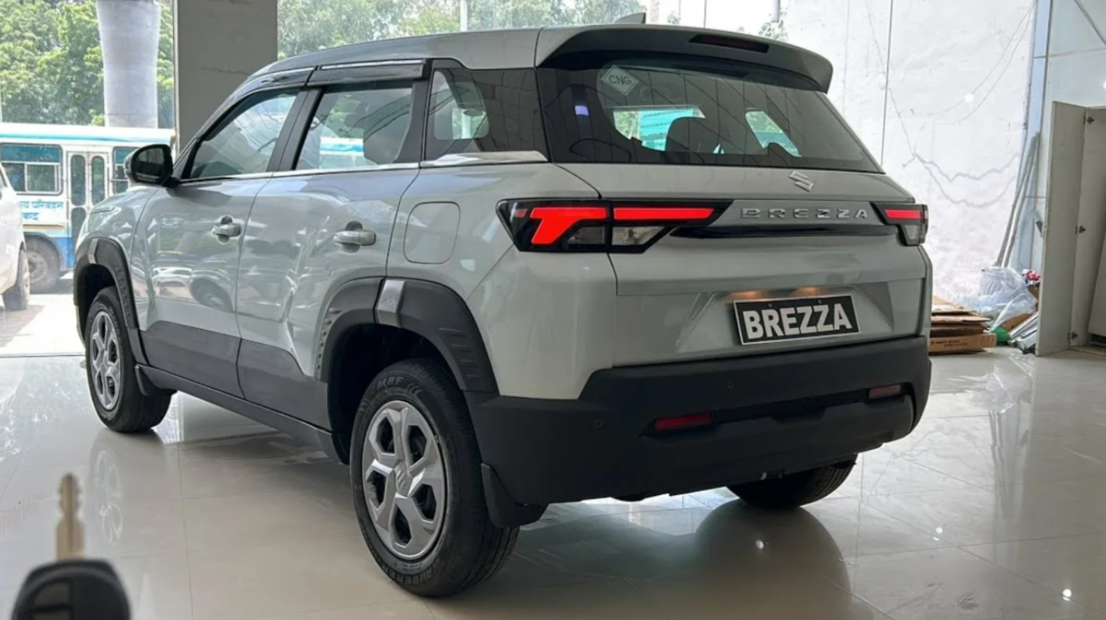 Maruti Brezza Zxi Plus AT